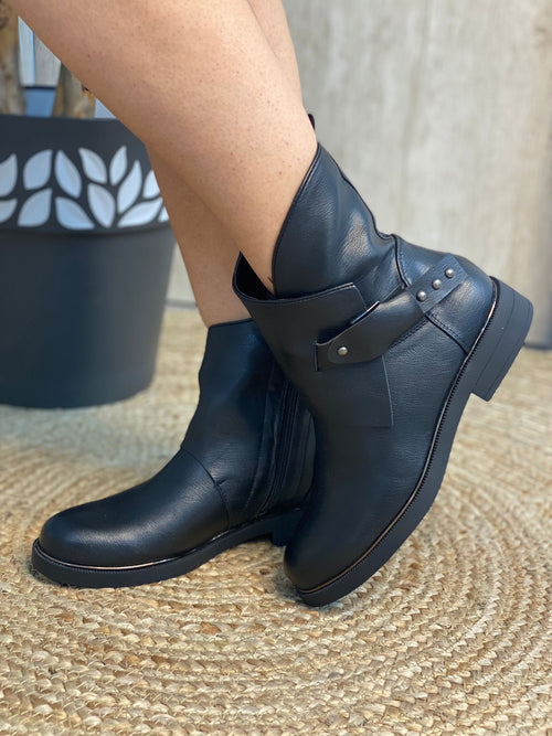 HL1A010-3 Black Ankle Boot
