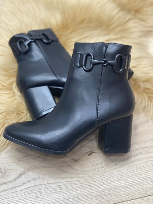 Stivaletto VB22518 Nero