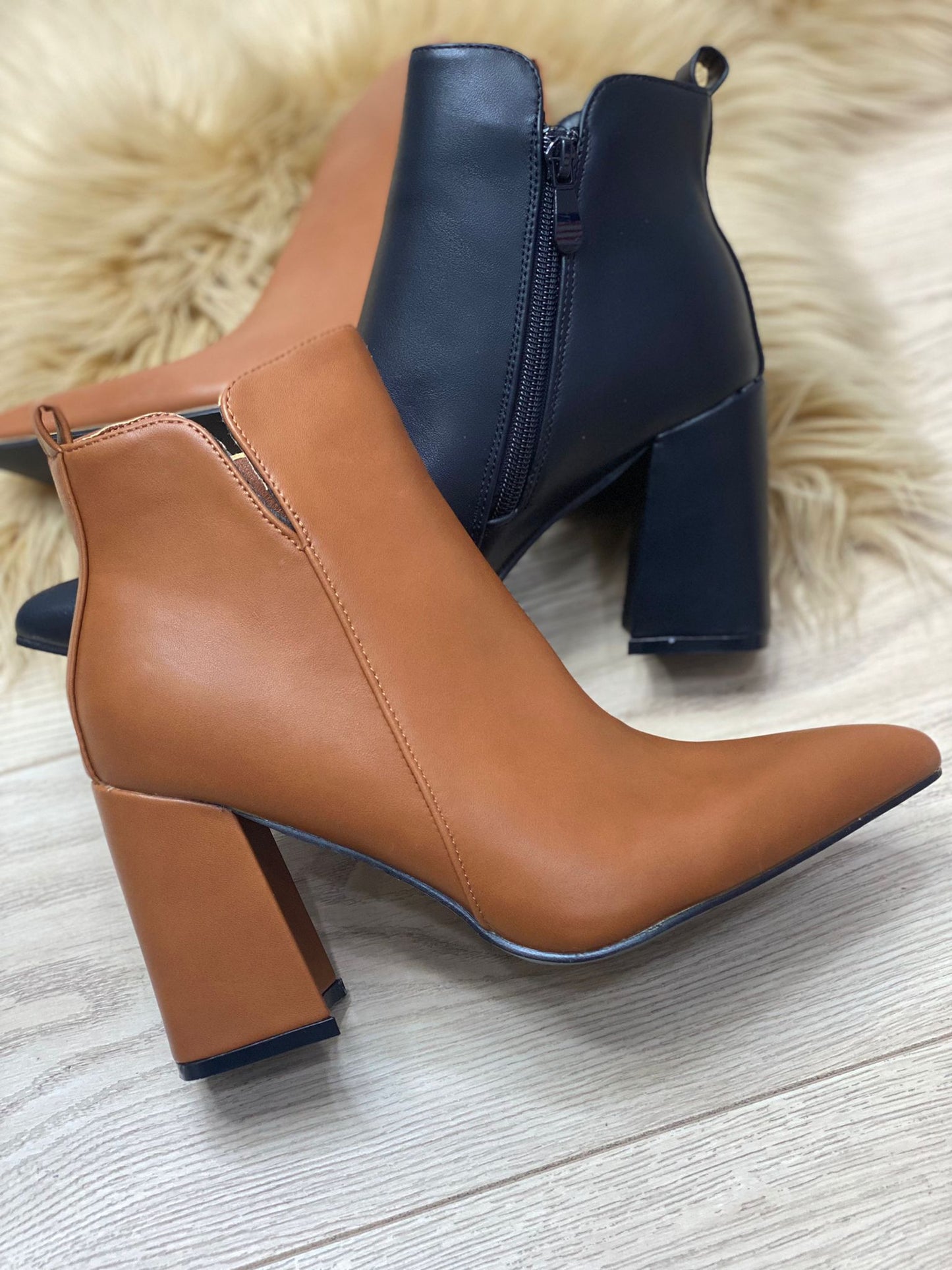 Stivaletto VB22512 Nero