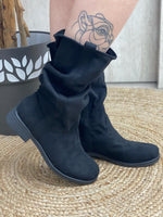 LY-70 black ankle boot