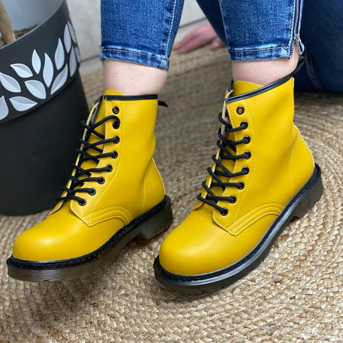 MT88 mustard ankle boot