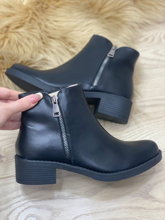 Stivaletto VB22505 Nero