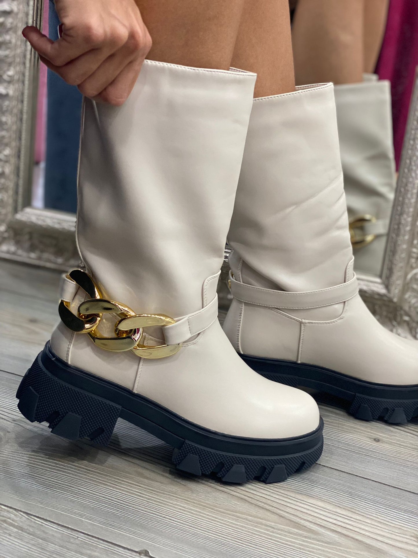 Botte de cheville Beige K38