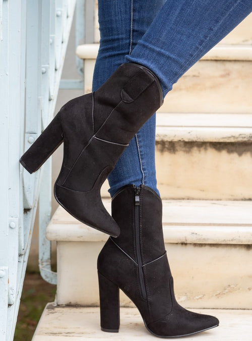 Black HH902 ankle boot