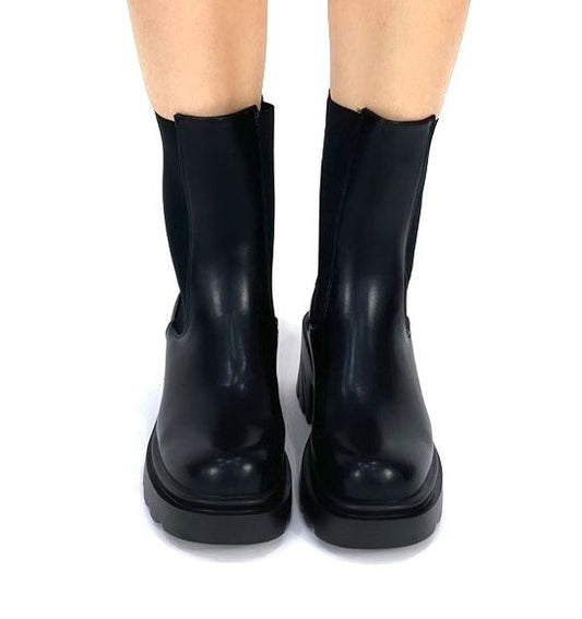 8818 Botte de cheville noire