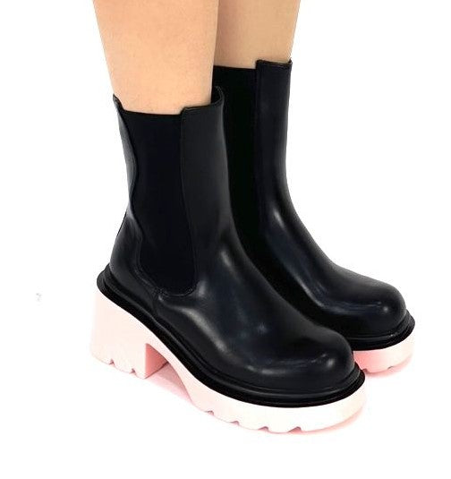 8818 Botte de cheville noire / rose