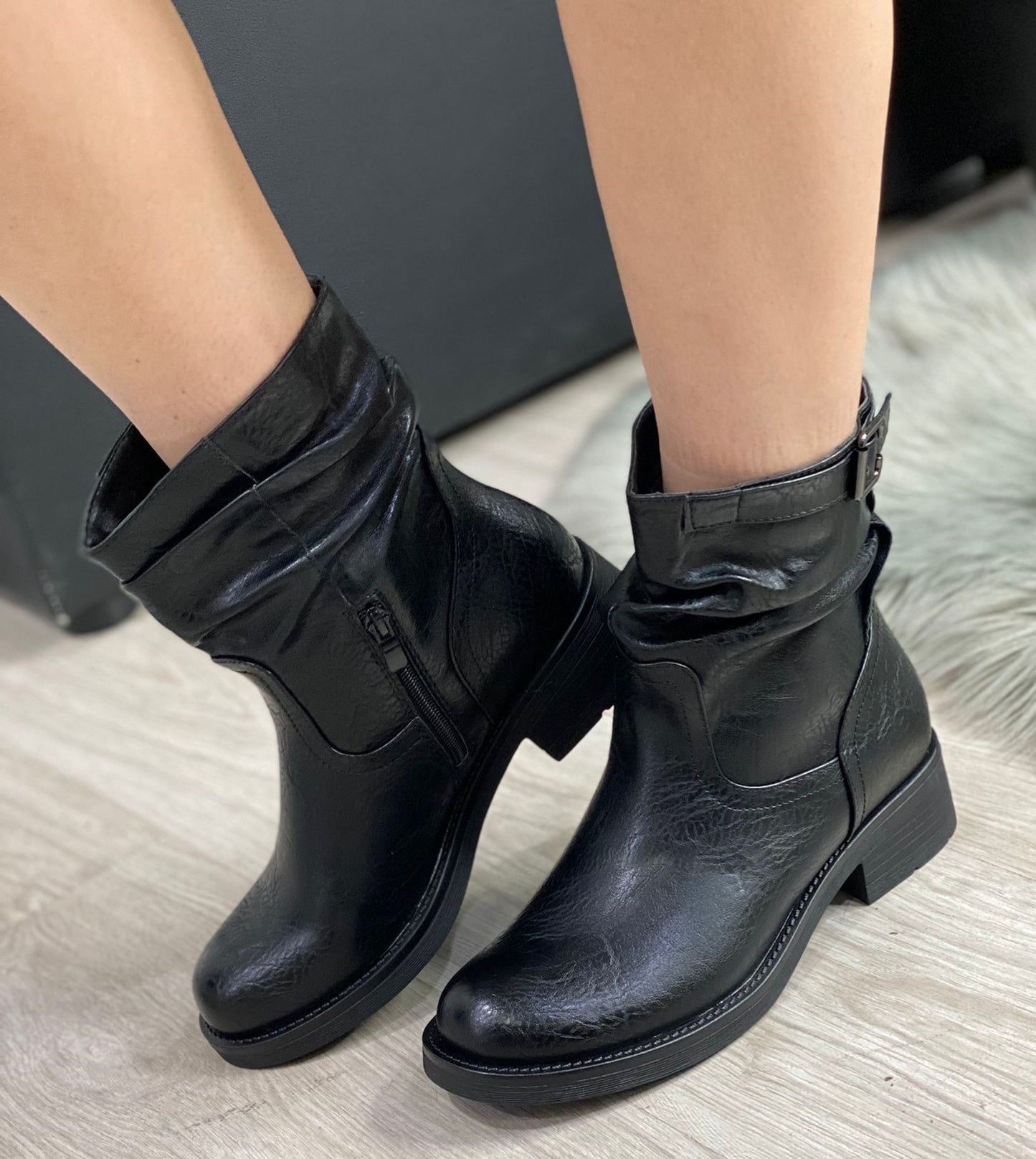 9699 Botte de cheville noire