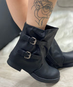 MP306-3 black ankle boot
