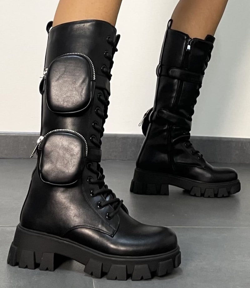 Black HJ231 boot