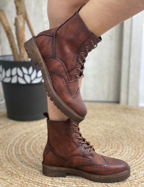 Brown LY52-2 ankle boot