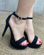 8020 black sandal