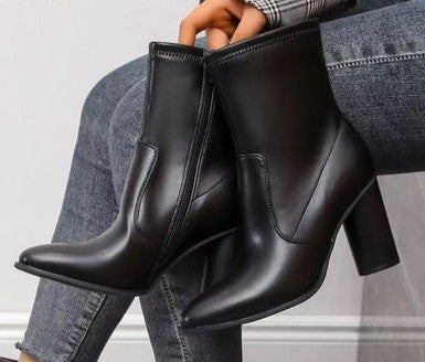 Stivaletto YL76 Nero