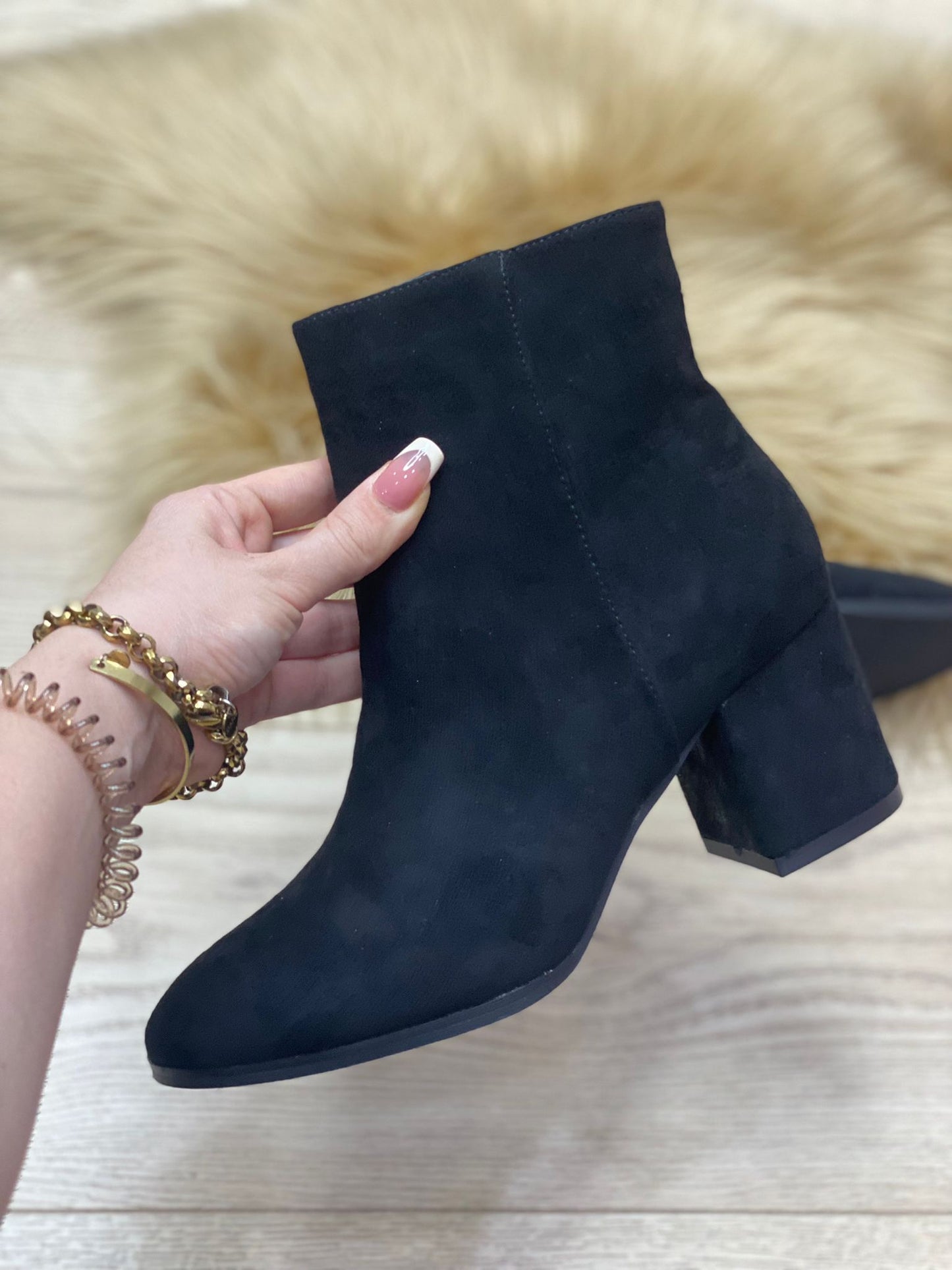 Stivaletto VB22519 Nero