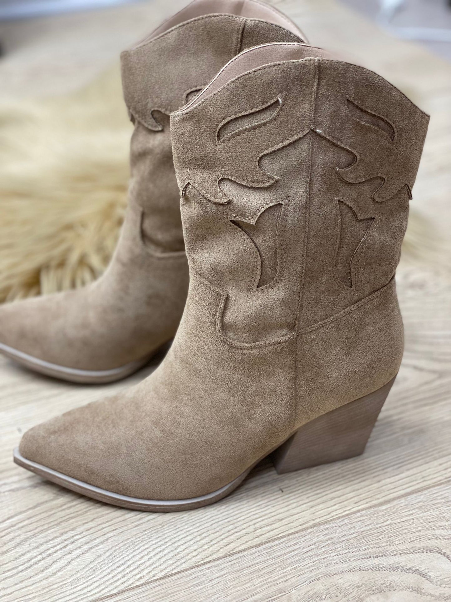 Stivaletto LQ-68 Beige