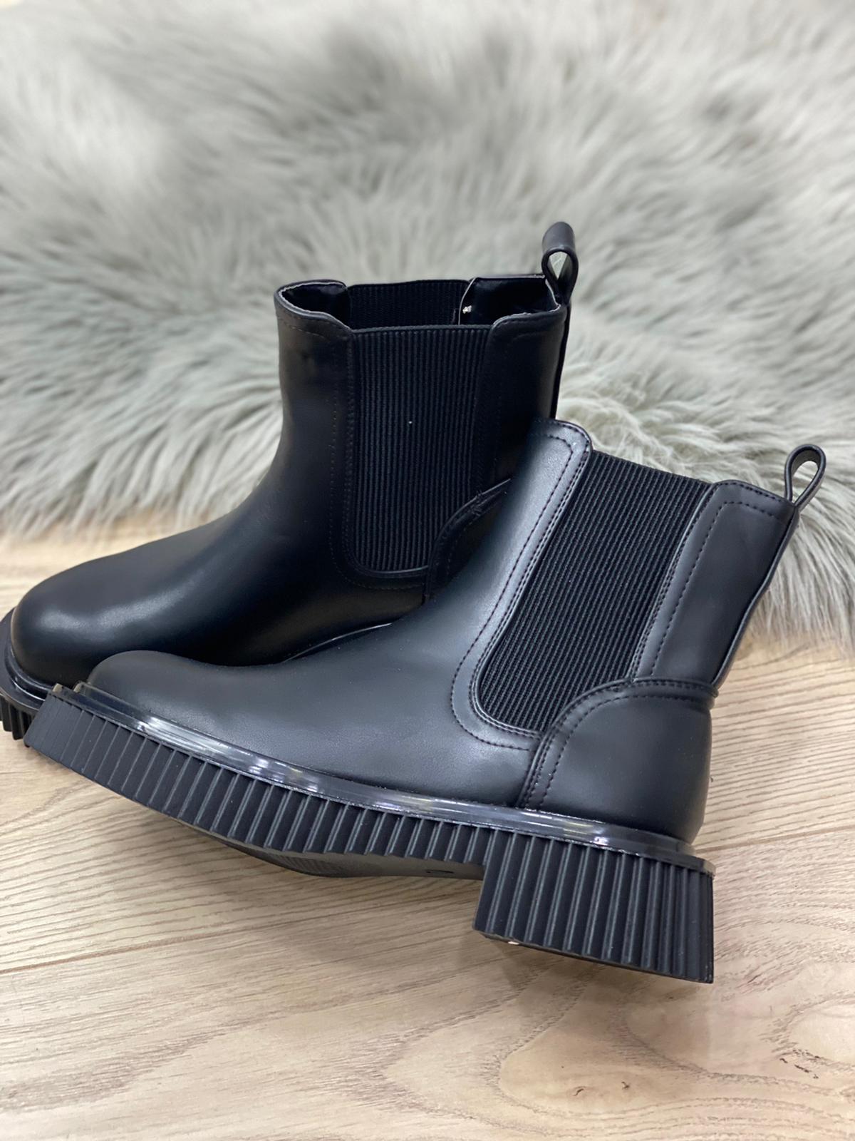 Stivaletto A9516 Nero