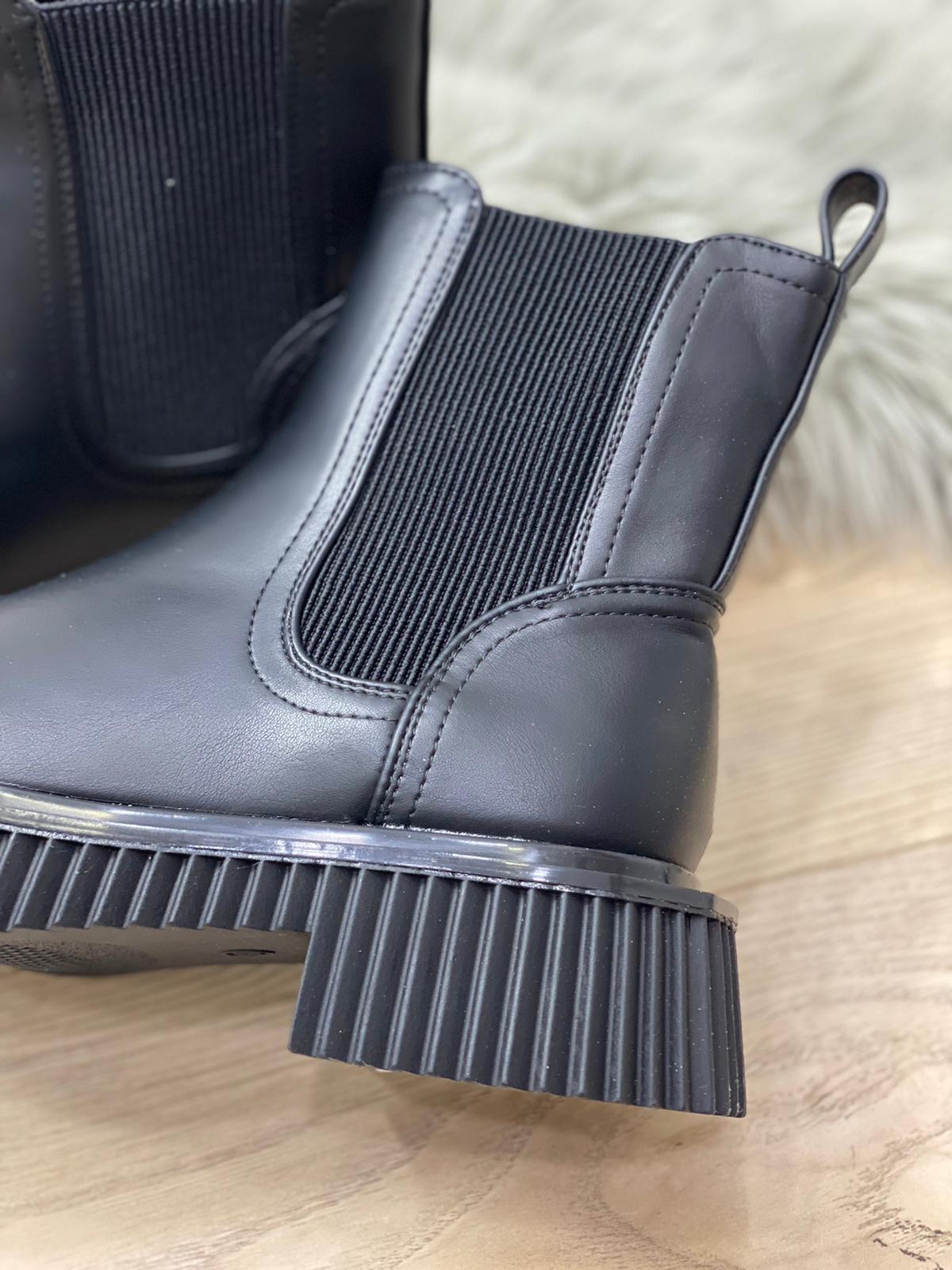 Stivaletto A9516 Nero